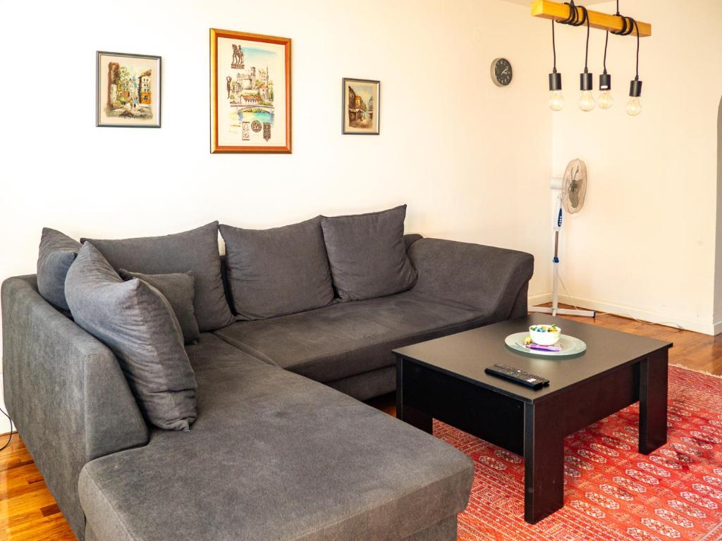 Spacious Cozy Cheyf - 3