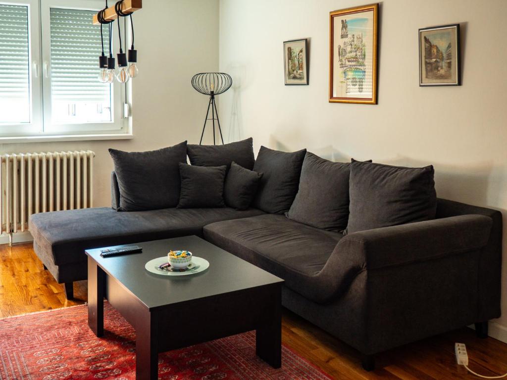 Spacious Cozy Cheyf - 4