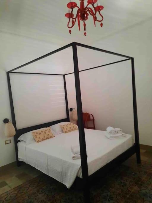 Noto Centro Storico with exclusive terrace, Noto