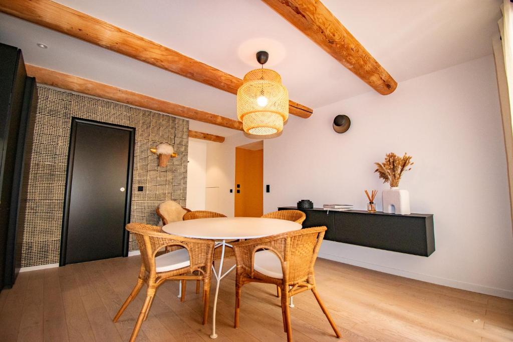Le Baudelaire - magnifique appartement au cœur du centre historique - 2