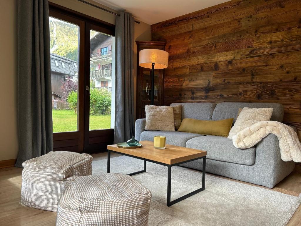 Appartement style chalet avec grande terrasse et parking prive - 3