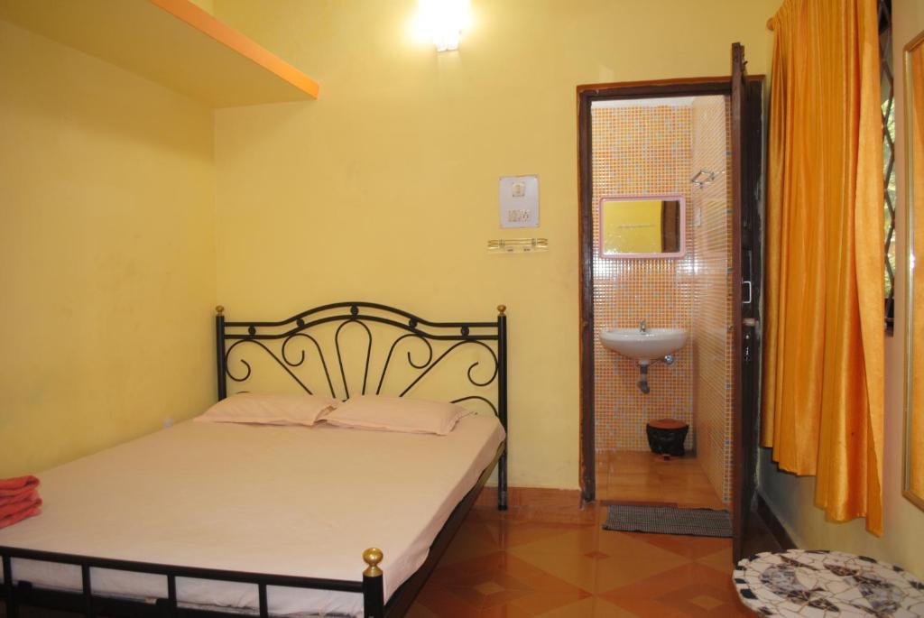 Joe and Marietta's Guesthouse photo