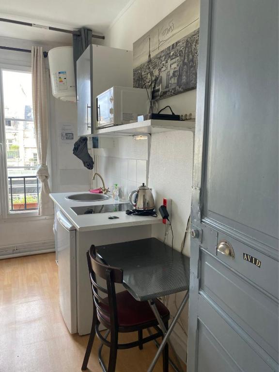 Cosy studio in Parisian area 16th - 3
