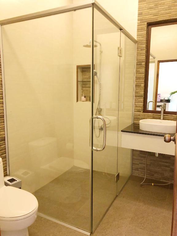 Well-appointed bathrooms