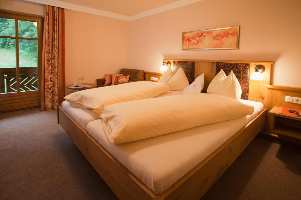 Wellness-Aparthotel Montana photo