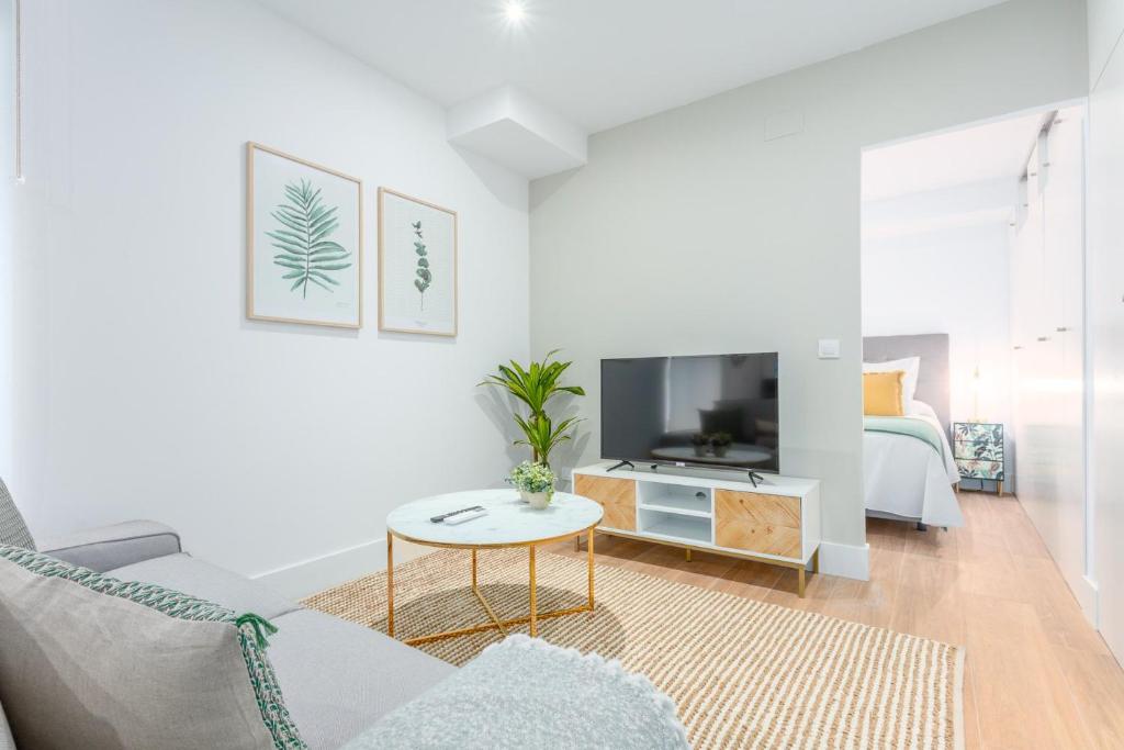 Stylish Studio Near Santiago Bernabéu - 4