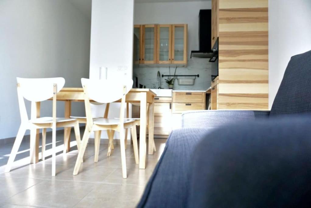 Chez Pascal Sissi -New Appart, Ile Nantes, CCgrés, Nantes