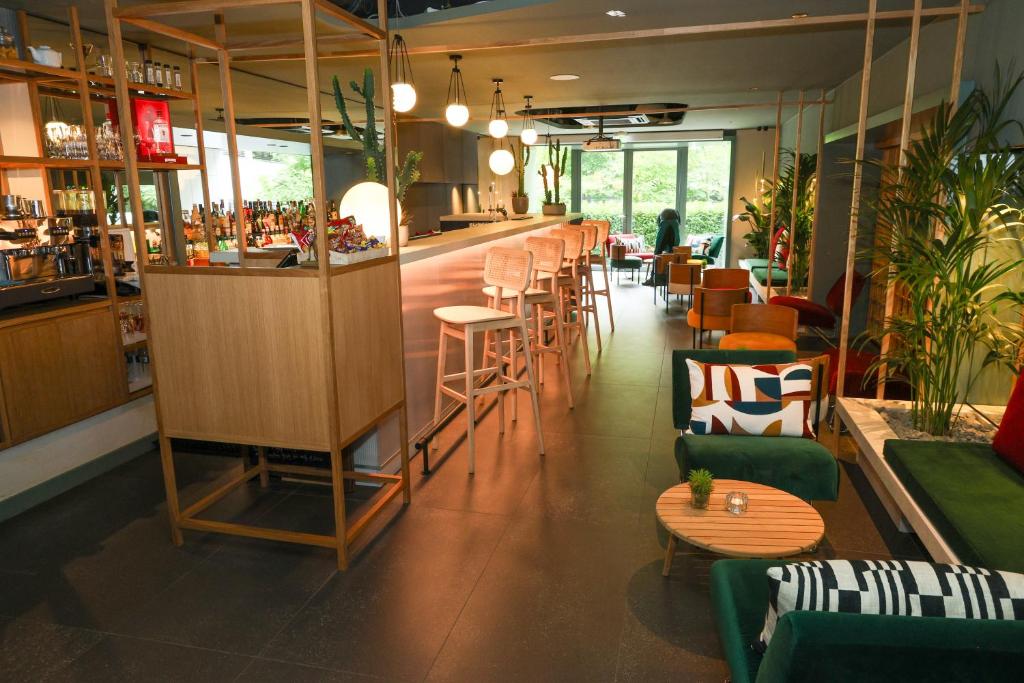 Bar/lounge