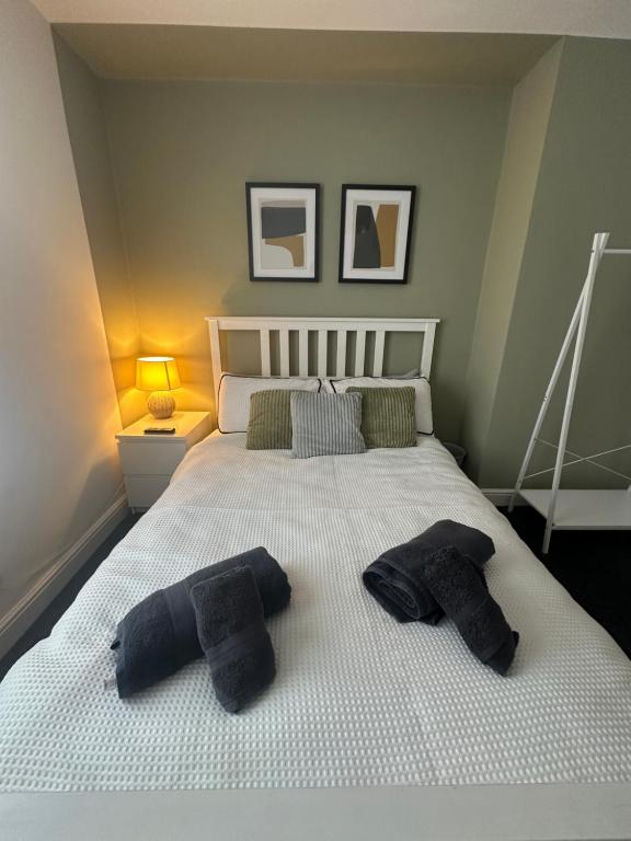 MMC Serviced accommodation, Leigh