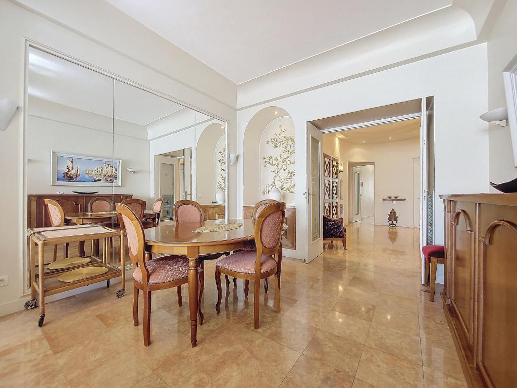 Nestor&Jeeves - HORIZON PROMENADE - Central - Sea front - 5