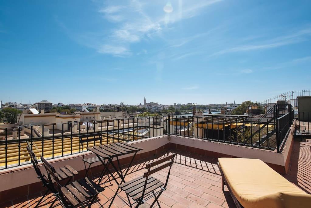 Amazing Penthouse in Triana with Jacuzzi Centro - 2