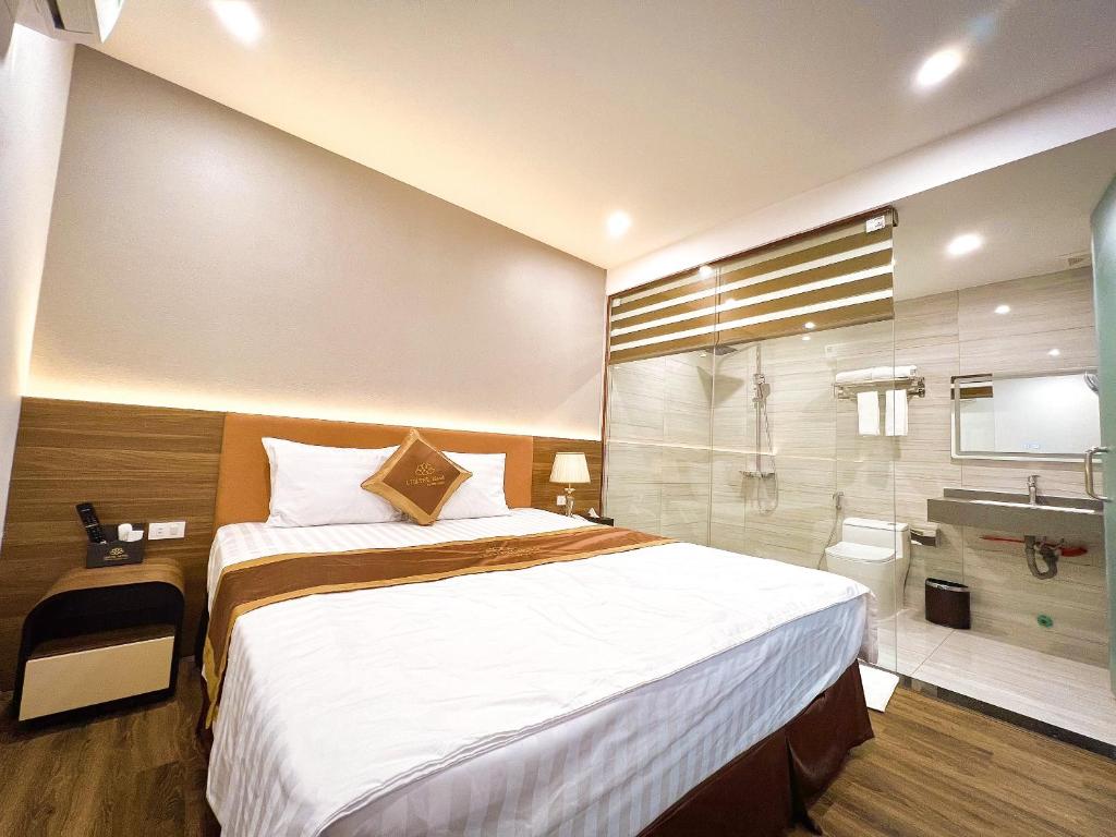 LuxTel Hotel Tay Ho