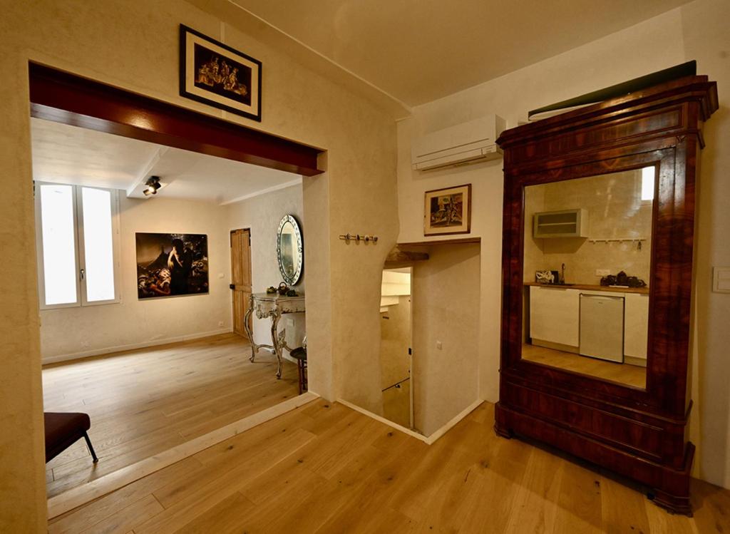 Suite dans maison d'artiste - 2
