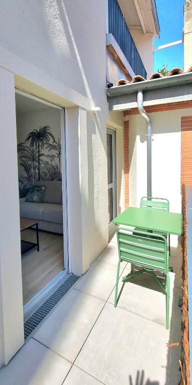 Studio Chic & Balcon - Hypercentre - Gare - Metro - 5