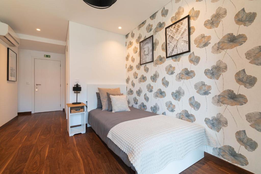 7Min to Uni Sé-Velha - AC - Work Desk - 300MBs WiFi - Suite 7, Coimbra