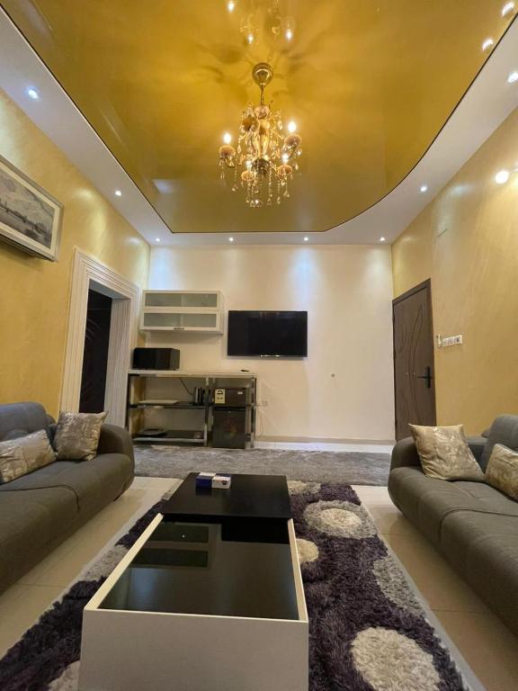 Deluxe Furnished Apartments