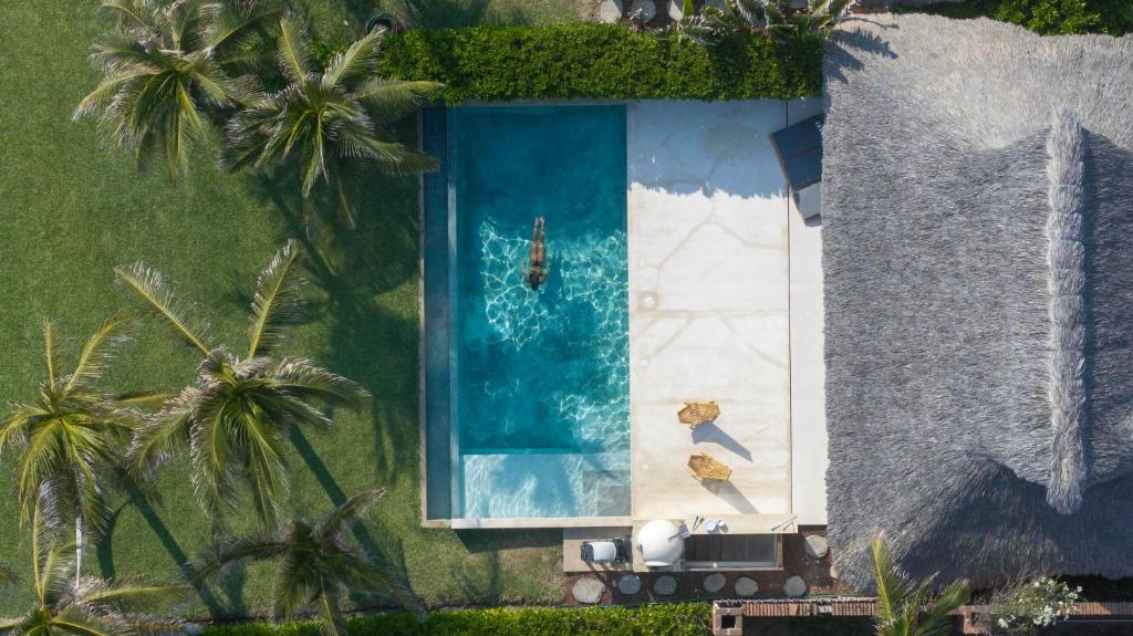 Casa Yaa - La Flia Beachfront Luxury - 5
