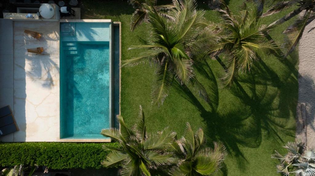 Casa Yaa - La Flia Beachfront Luxury - 3