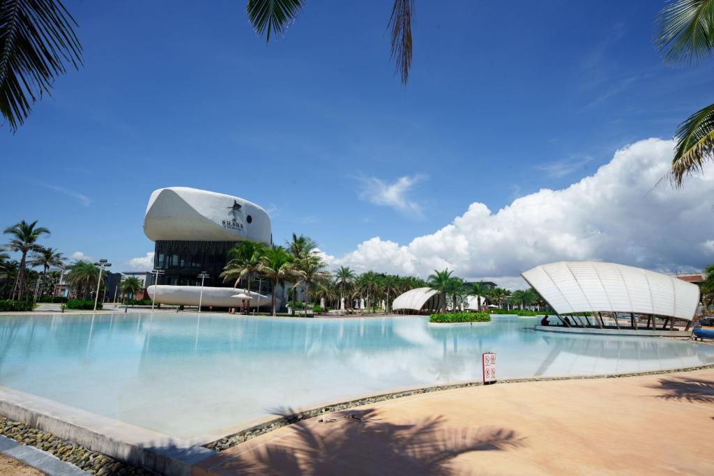 Villa Tropicana Wonderword