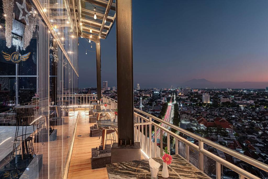 골드바이텔 호텔 (Goldvitel Hotel)