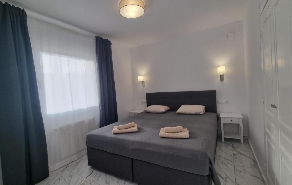 Meerblick Villa mit Terrasse, Pool und kostenlosen WLAN neu renoviert - 5