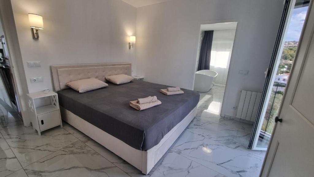 Meerblick Villa mit Terrasse, Pool und kostenlosen WLAN neu renoviert - 3