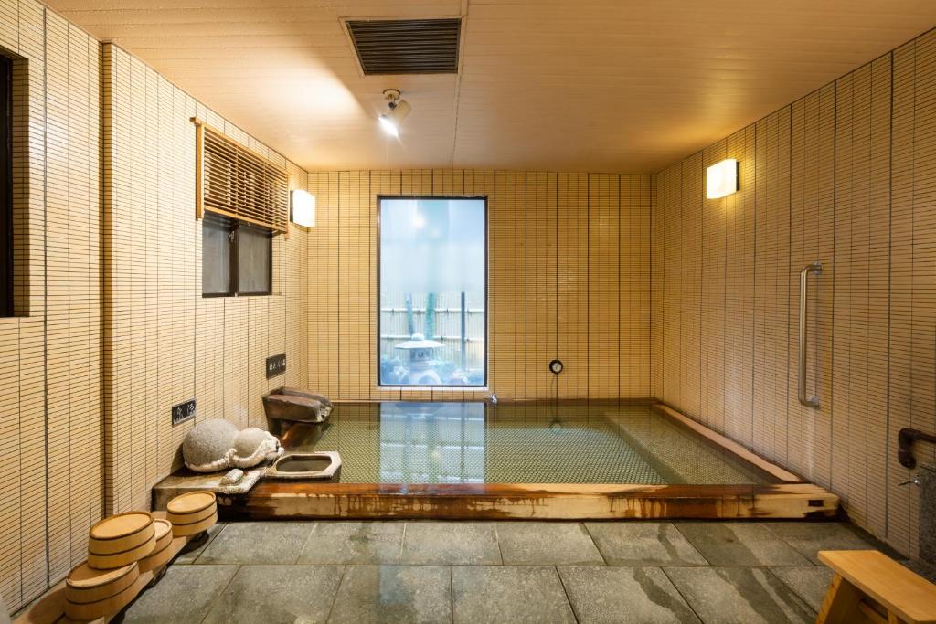 Gensen Uenoya Hot Spring Ryokan