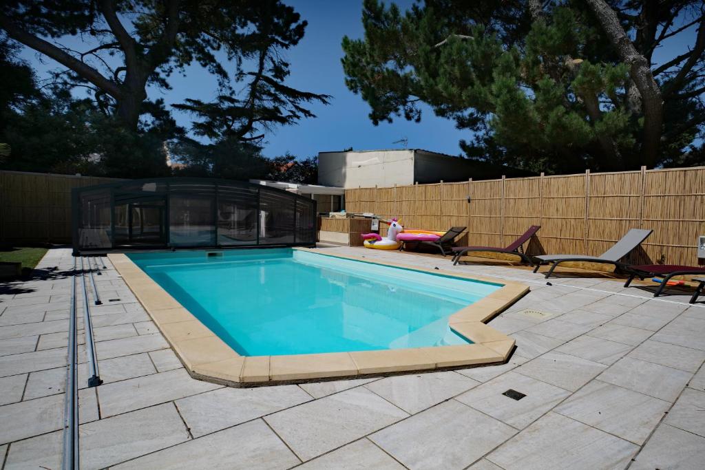 Maison avec piscine 10 couchages - 3