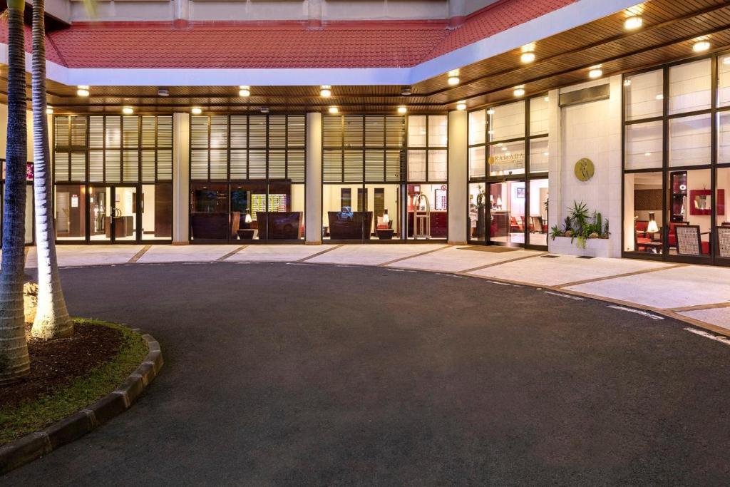 Ramada Hotel and Suites Noumea