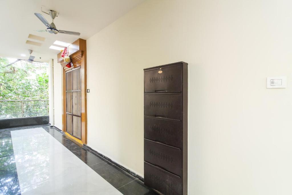 フロント・ロビー