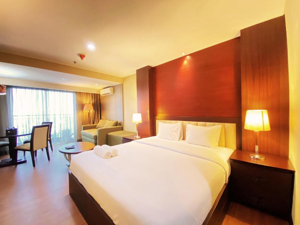 Fancy and Nice Studio at El Royale Apartment By Travelio, Bandung