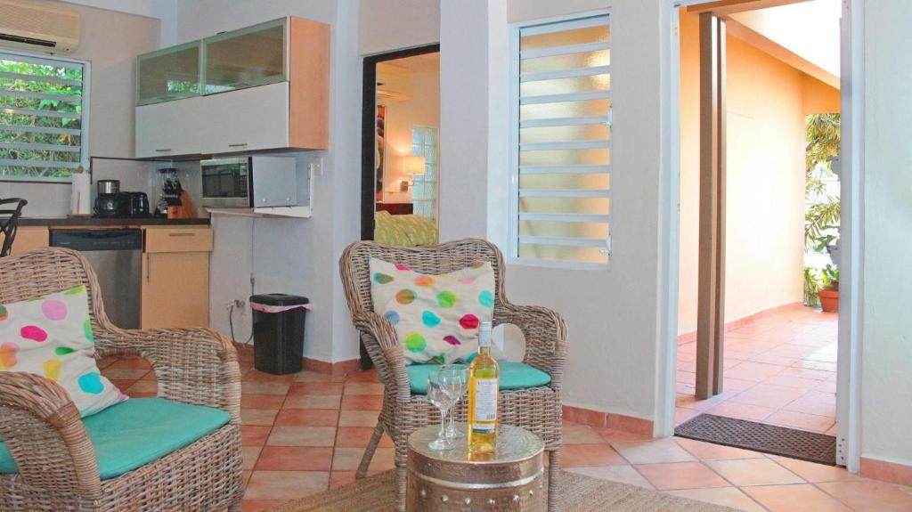 Serena Baja, San Juan