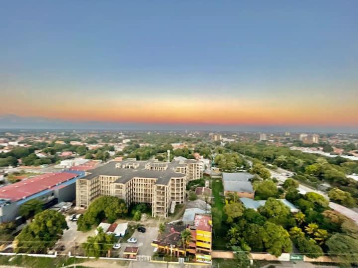 Departamentos de 2D cerca del Aeropuerto WIFI PISCINA SAUNA VAPOR Y SECO - 3