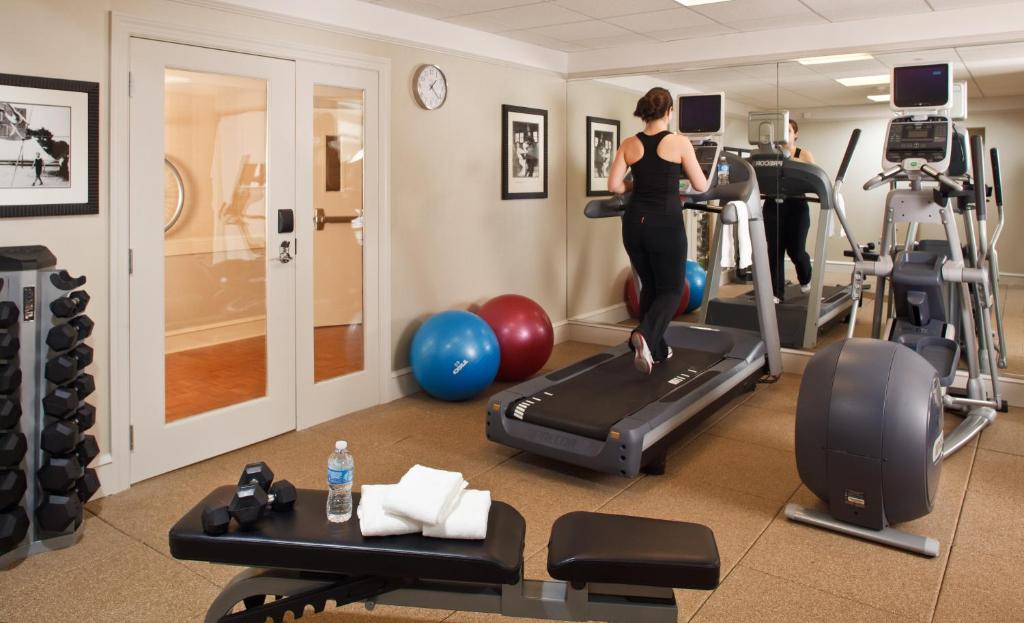 Chestnut Hill Hotel photo