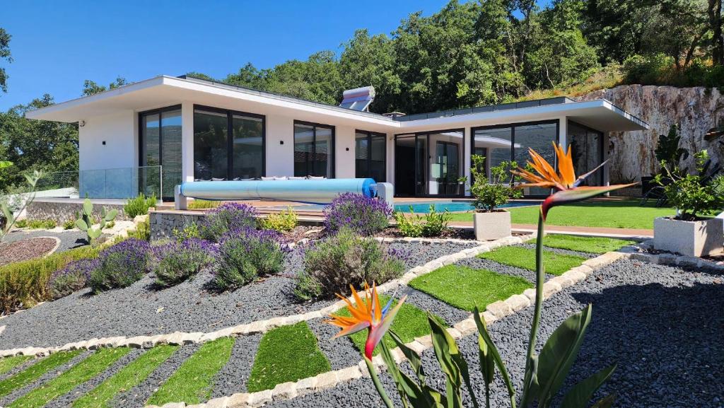 Luxe & Charm Résidence, Alvados