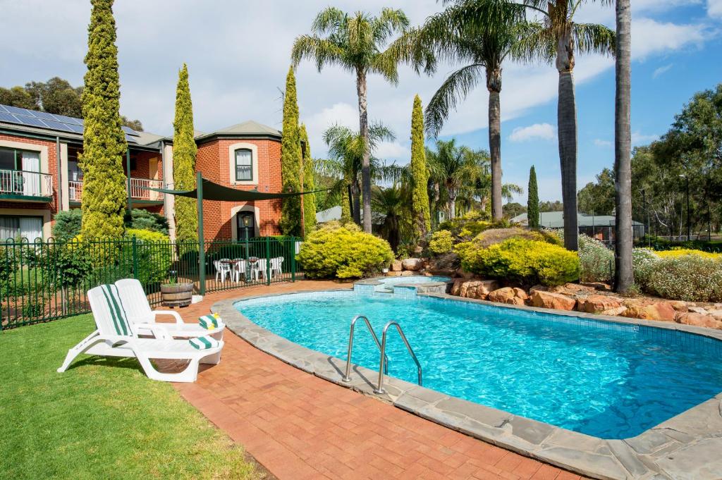 Clare Country Club Hotel photo