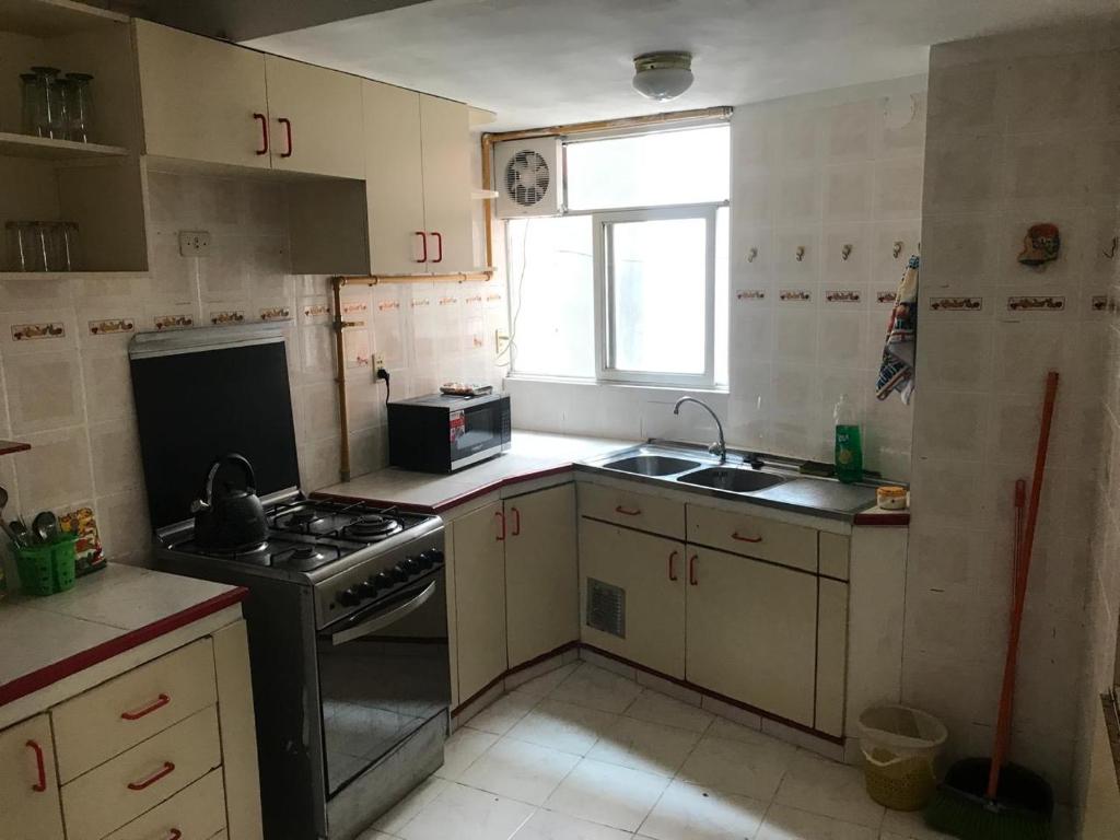 Elegante y cómodo departamento en Obrajes de La Paz - 5