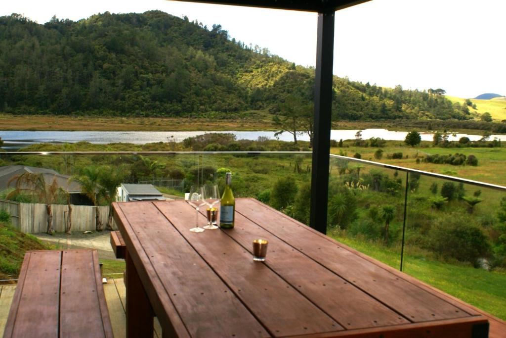 Hosts on the Coast Estuary Views, Whangamata