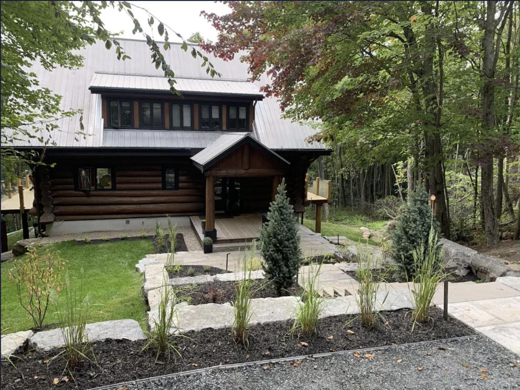 Mont-Tremblant Mountain View Chalet, Lac-Superieur