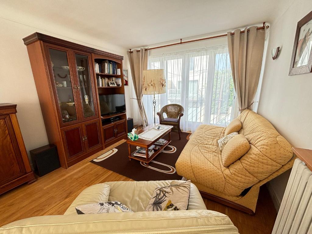 Appartement T3 avec garage et équipements complets - FR-1-197-612 - 4