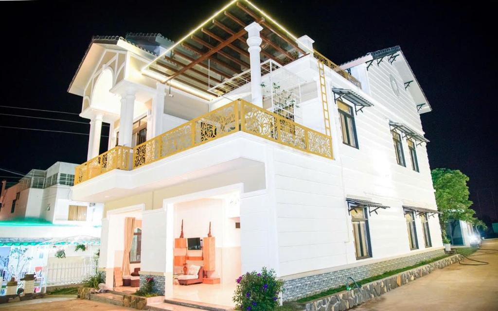 Thu Hiền Hotel Pleiku – by BAY LUXURY