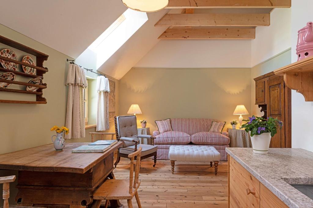 Altaussee Retreat Apartment - Your Austrian Home - 1