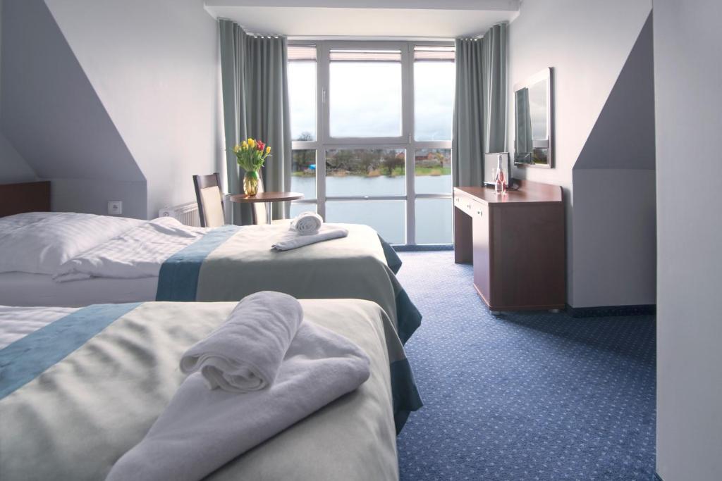 Marina Wolin 리버뷰