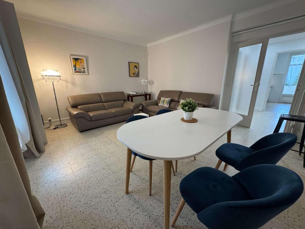 C070 Magnifique appartement au calme 2 Chambre centre - 2