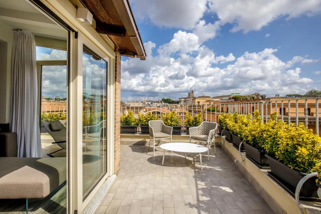 فندق رينيو (Hotel Regno)