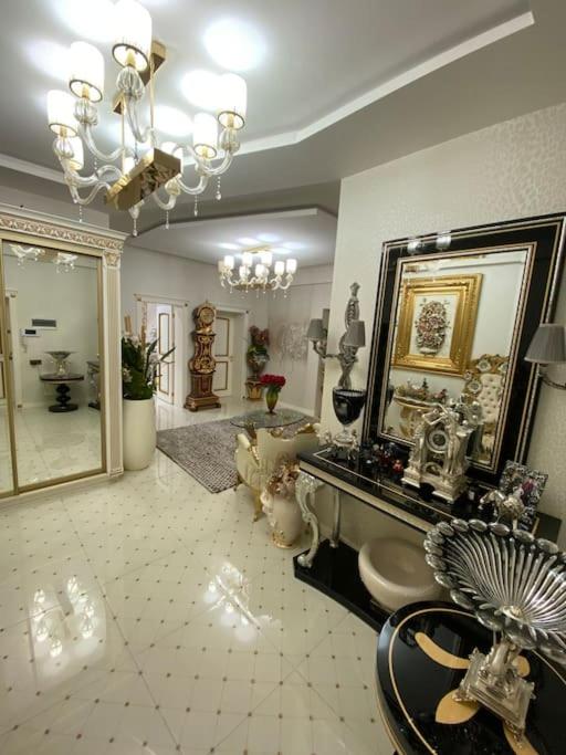 Luxurious apartment in center, Baku