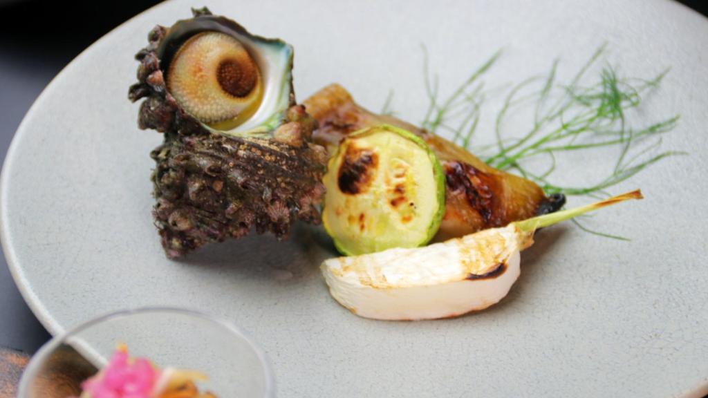 旅館かつみや Katsumiya, Nago