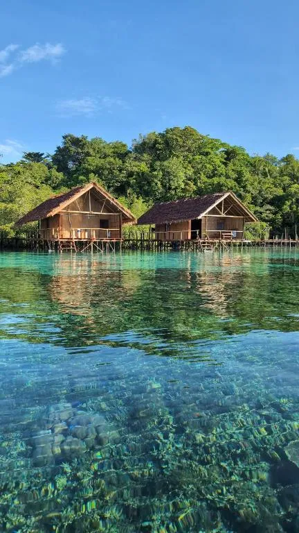 Friwen Mangrove Eco Lodge, hotel v destinaci Yennanas Besir