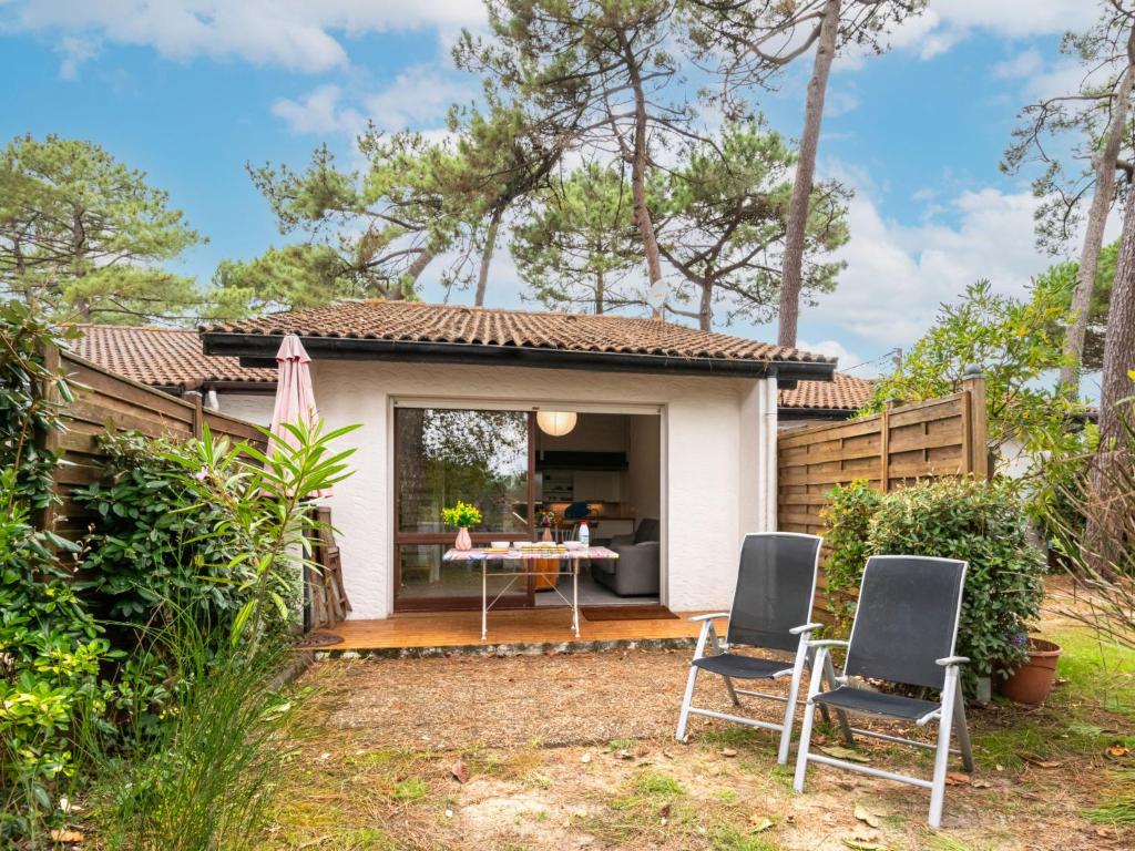 Apartment Hameau du courant-2 by Interhome - 1