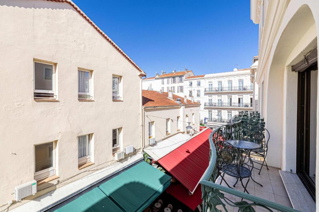 LE CASANOVA avec balcon au cœur du centre-ville - 5